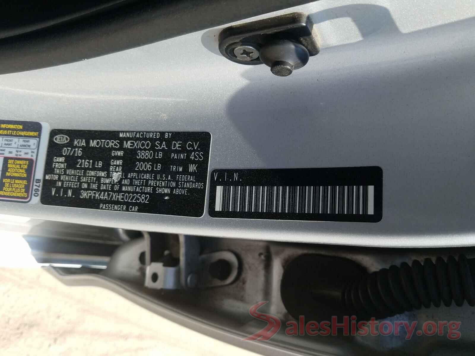 3KPFK4A7XHE022582 2017 KIA FORTE