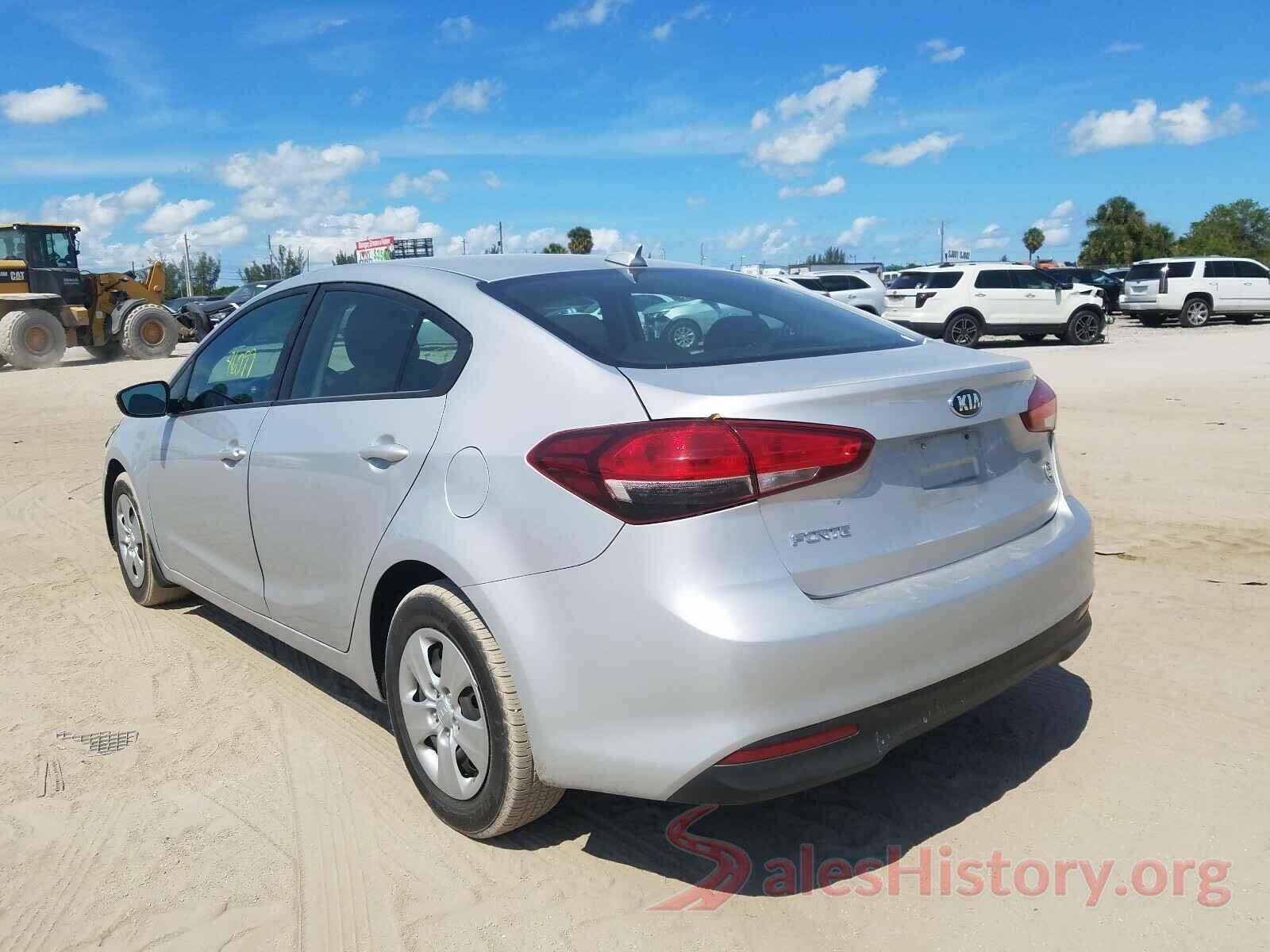 3KPFK4A7XHE022582 2017 KIA FORTE