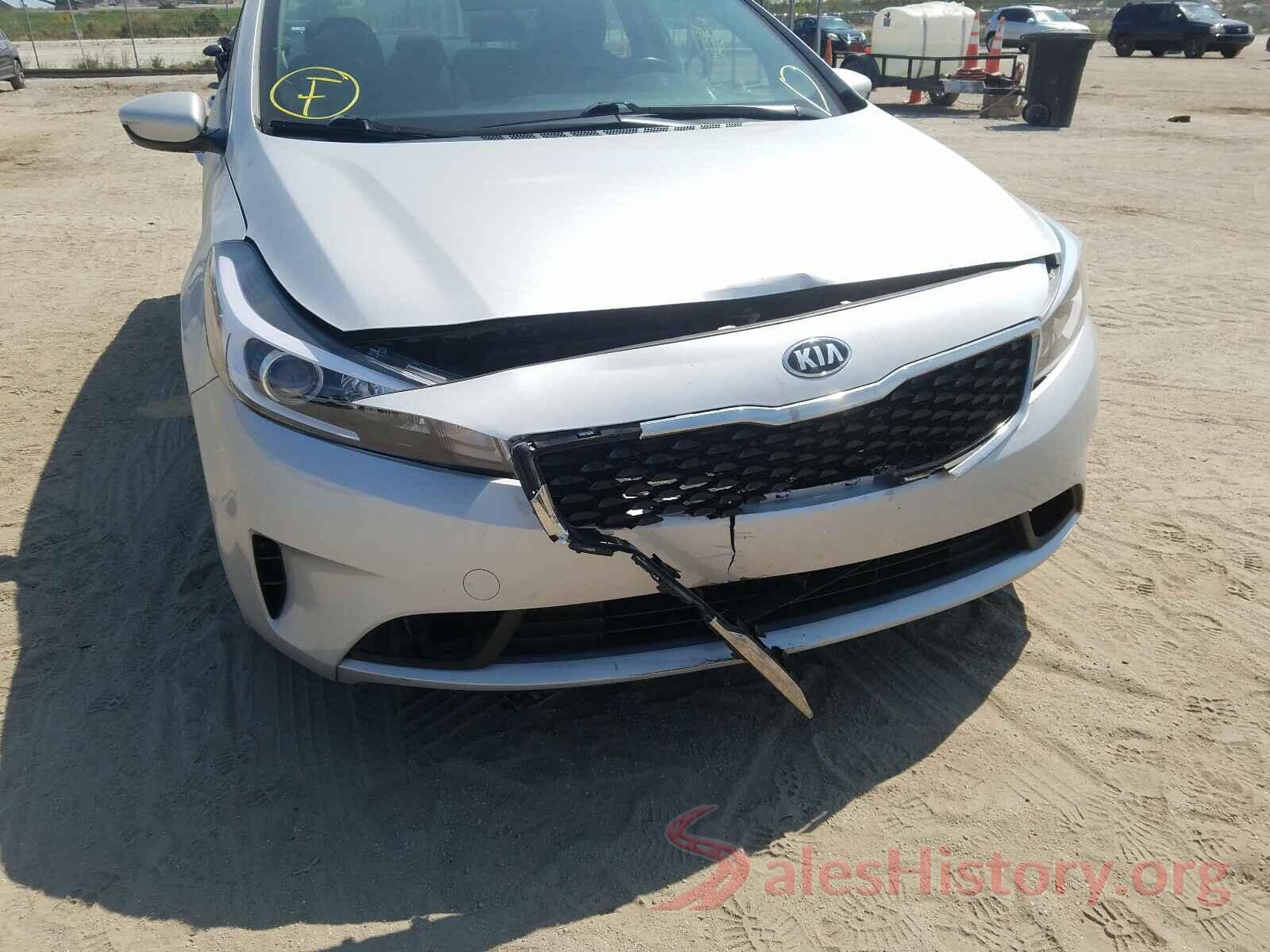 3KPFK4A7XHE022582 2017 KIA FORTE