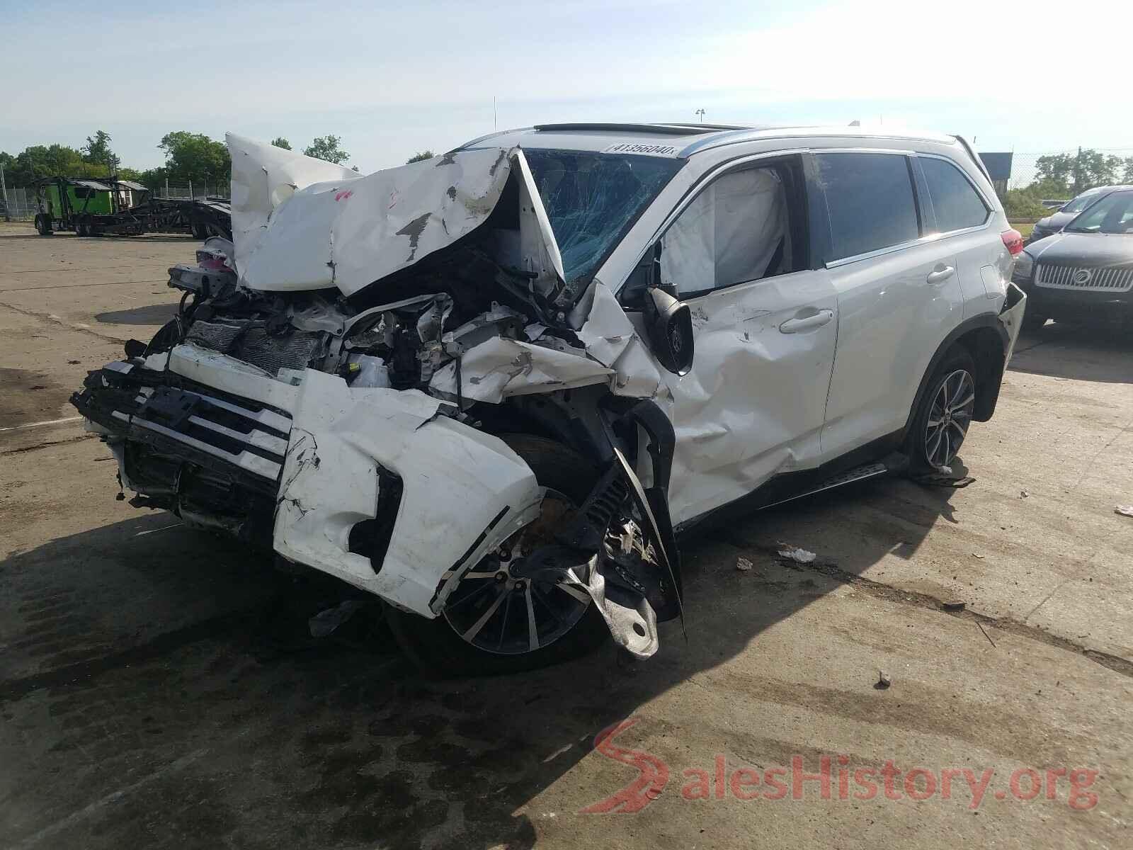 5TDJZRFH9KS594695 2019 TOYOTA HIGHLANDER