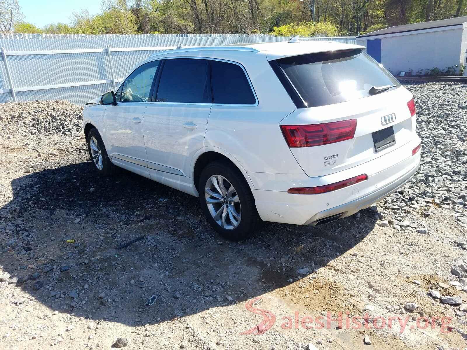 WA1AAAF71KD030657 2019 AUDI Q7