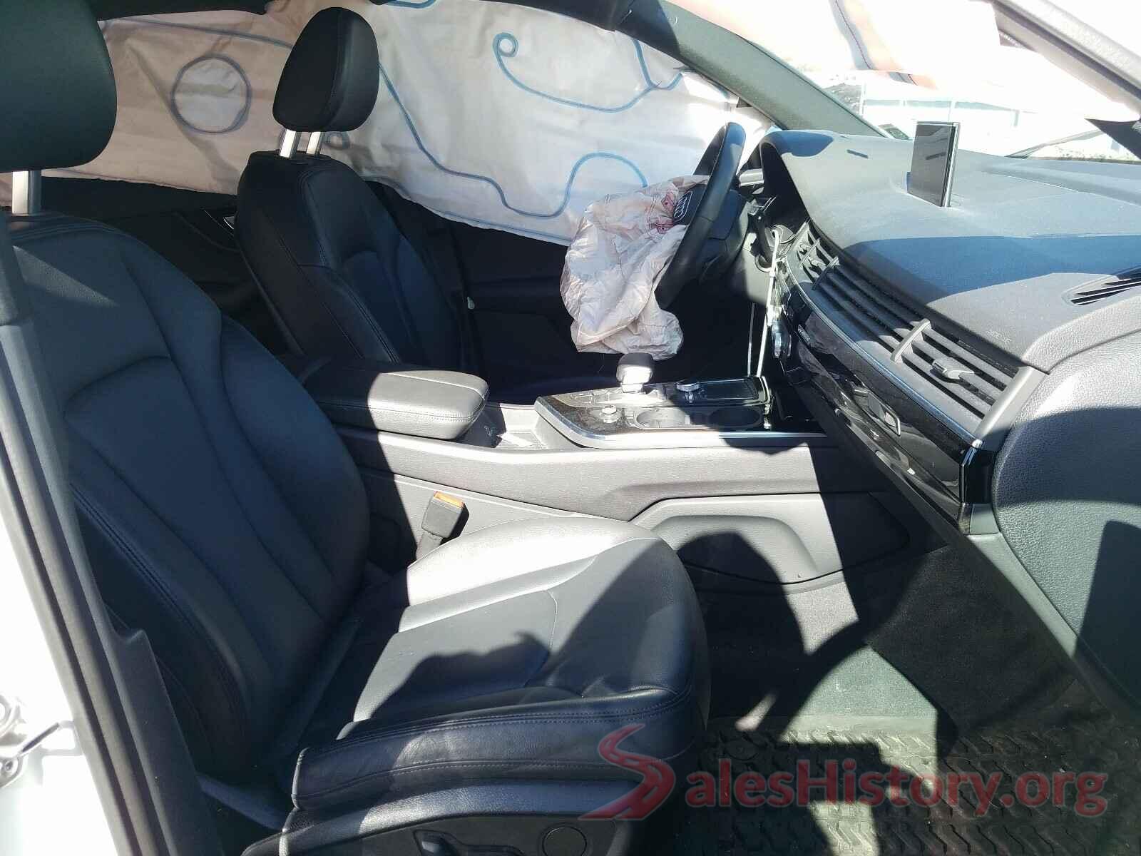 WA1AAAF71KD030657 2019 AUDI Q7