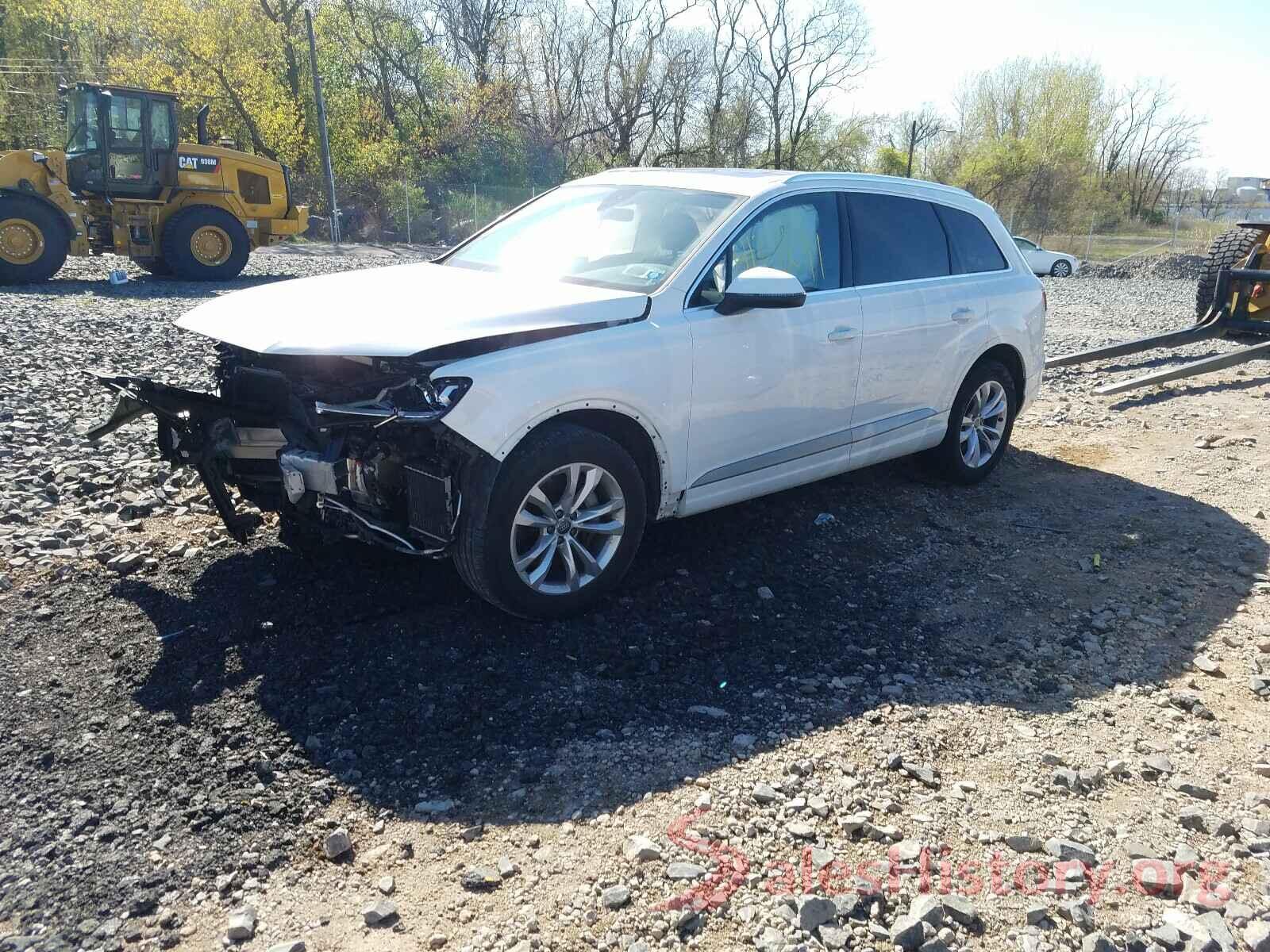 WA1AAAF71KD030657 2019 AUDI Q7