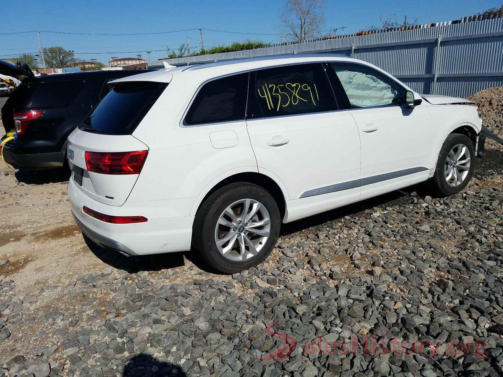 WA1AAAF71KD030657 2019 AUDI Q7