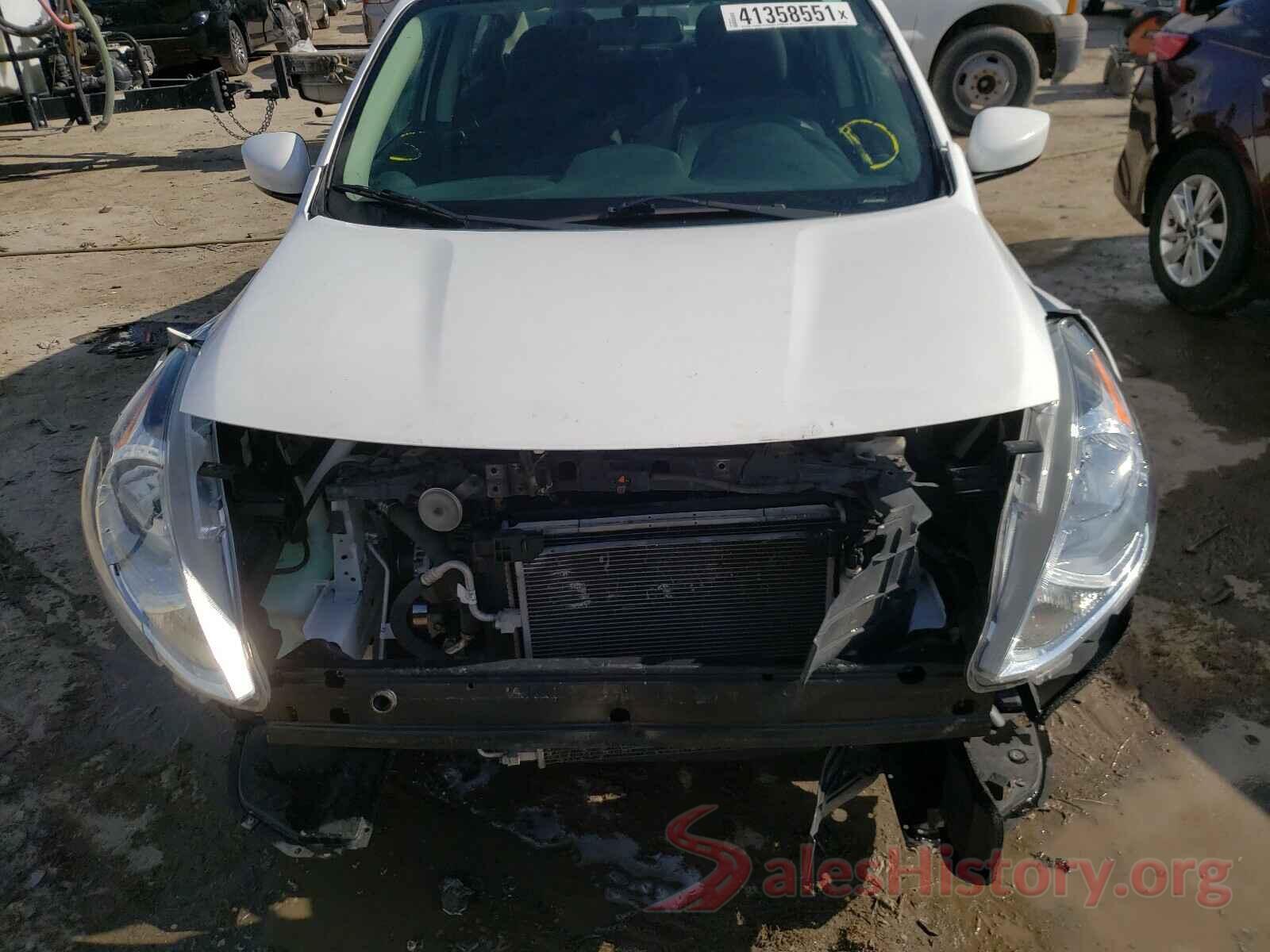 3N1CN7AP2HK414276 2017 NISSAN VERSA