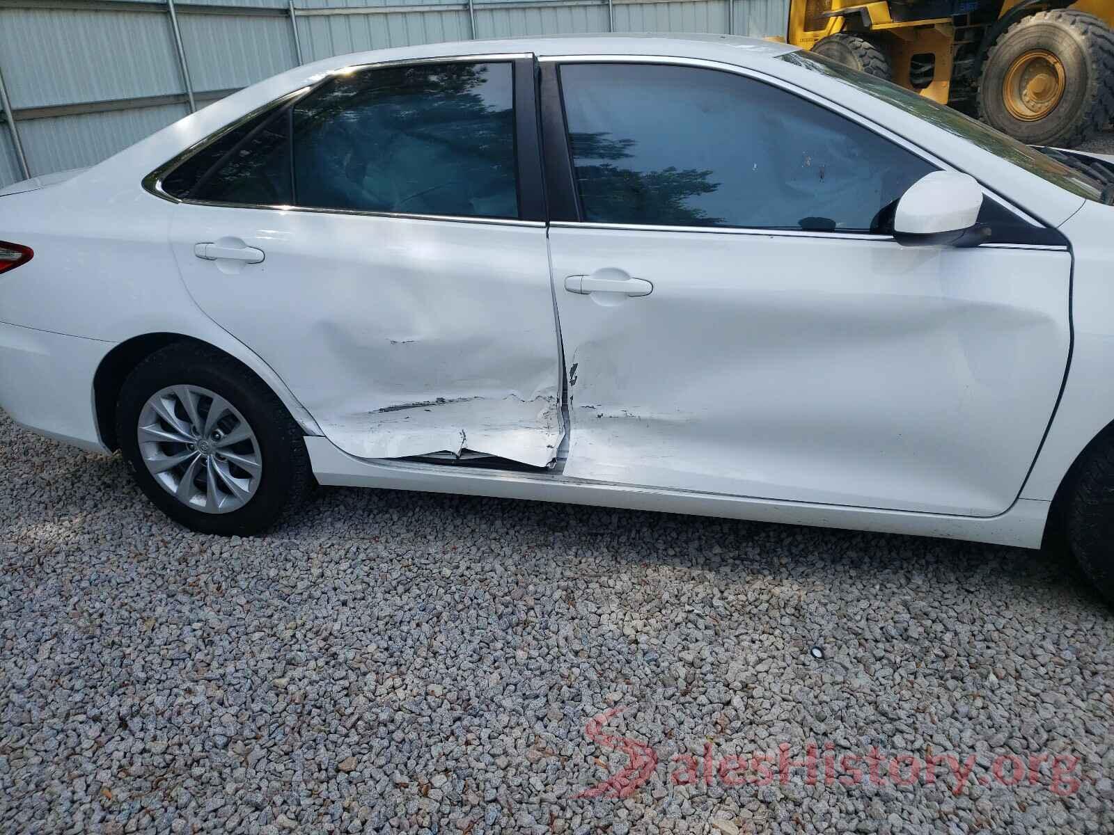 4T1BF1FK2HU729574 2017 TOYOTA CAMRY