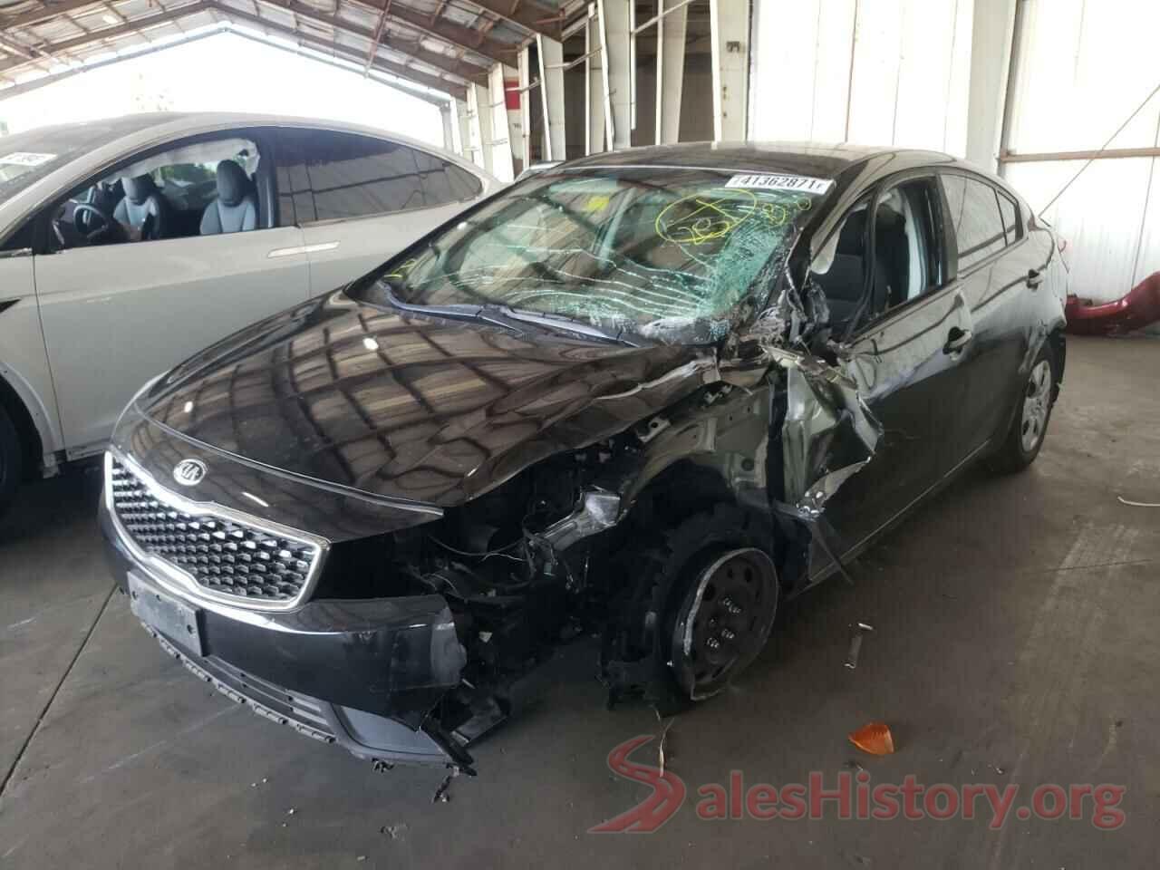 3KPFK4A76HE074498 2017 KIA FORTE