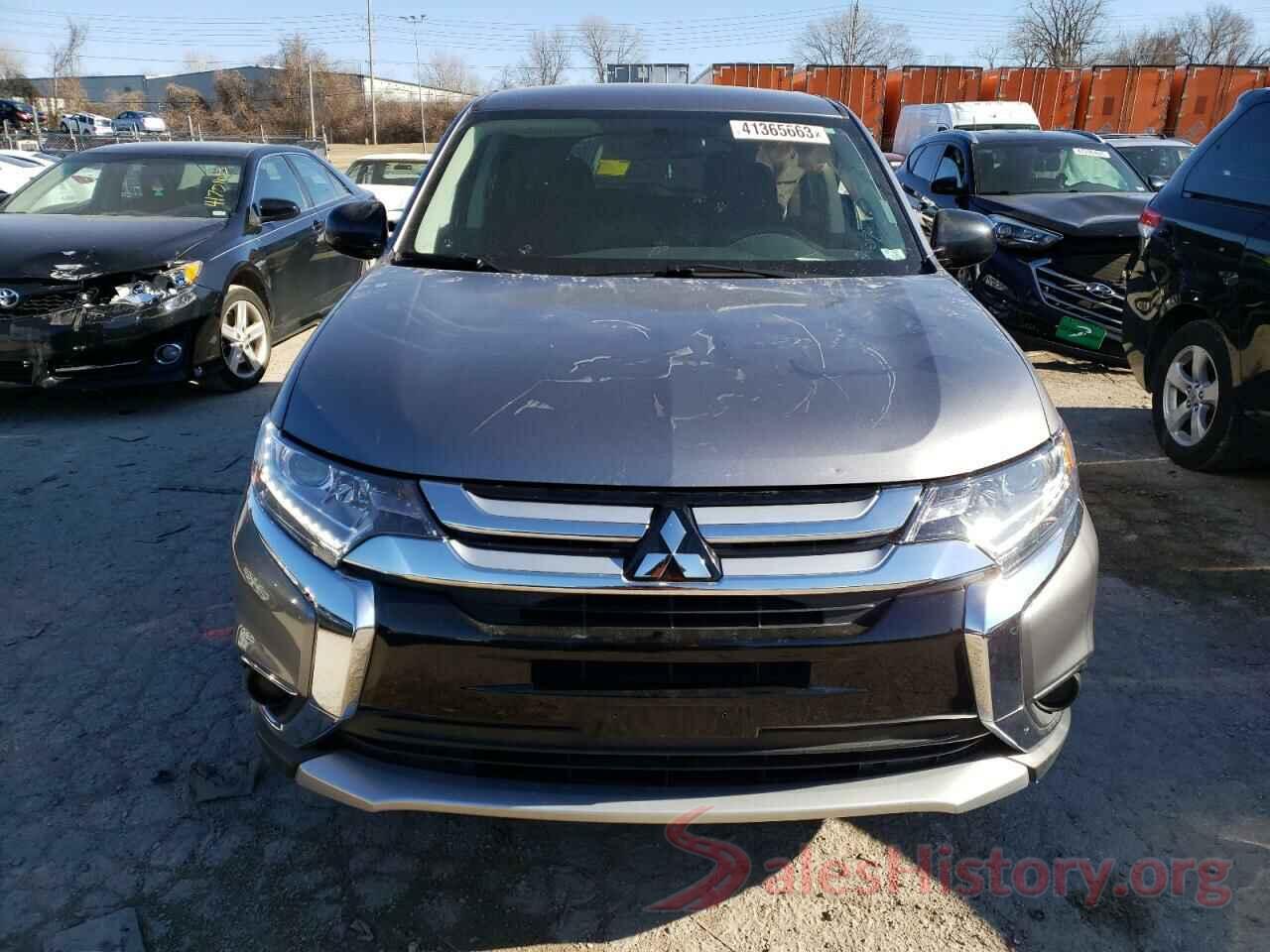 JA4AZ3A35JJ005351 2018 MITSUBISHI OUTLANDER