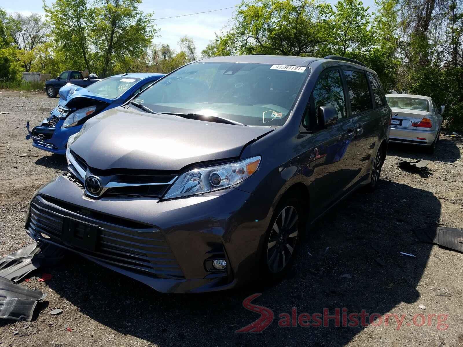 5TDDZ3DC8JS196992 2018 TOYOTA SIENNA