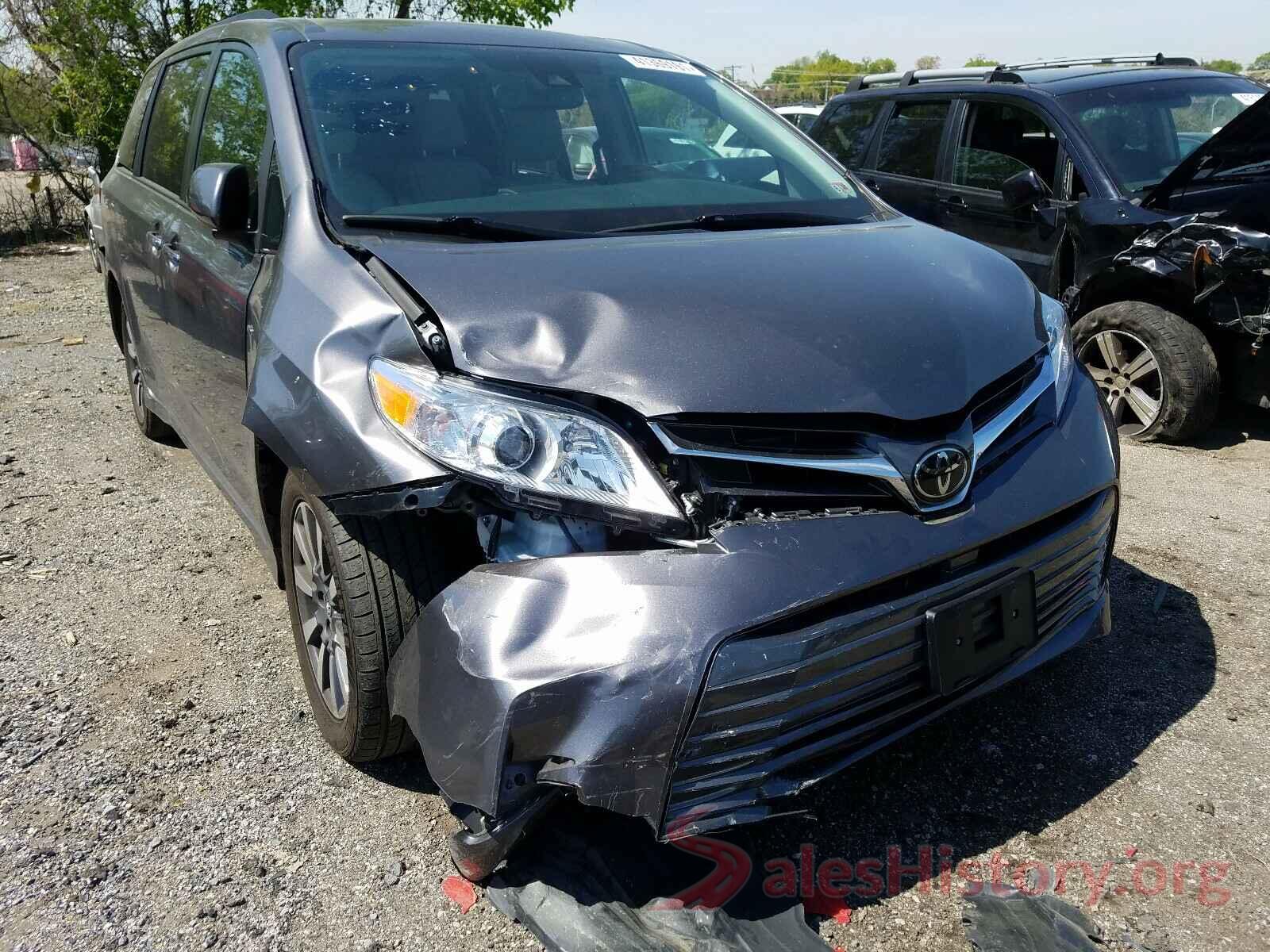 5TDDZ3DC8JS196992 2018 TOYOTA SIENNA