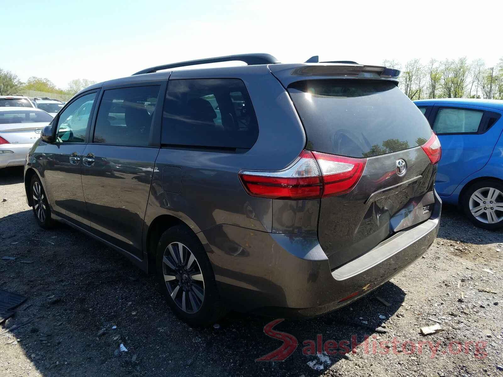 5TDDZ3DC8JS196992 2018 TOYOTA SIENNA