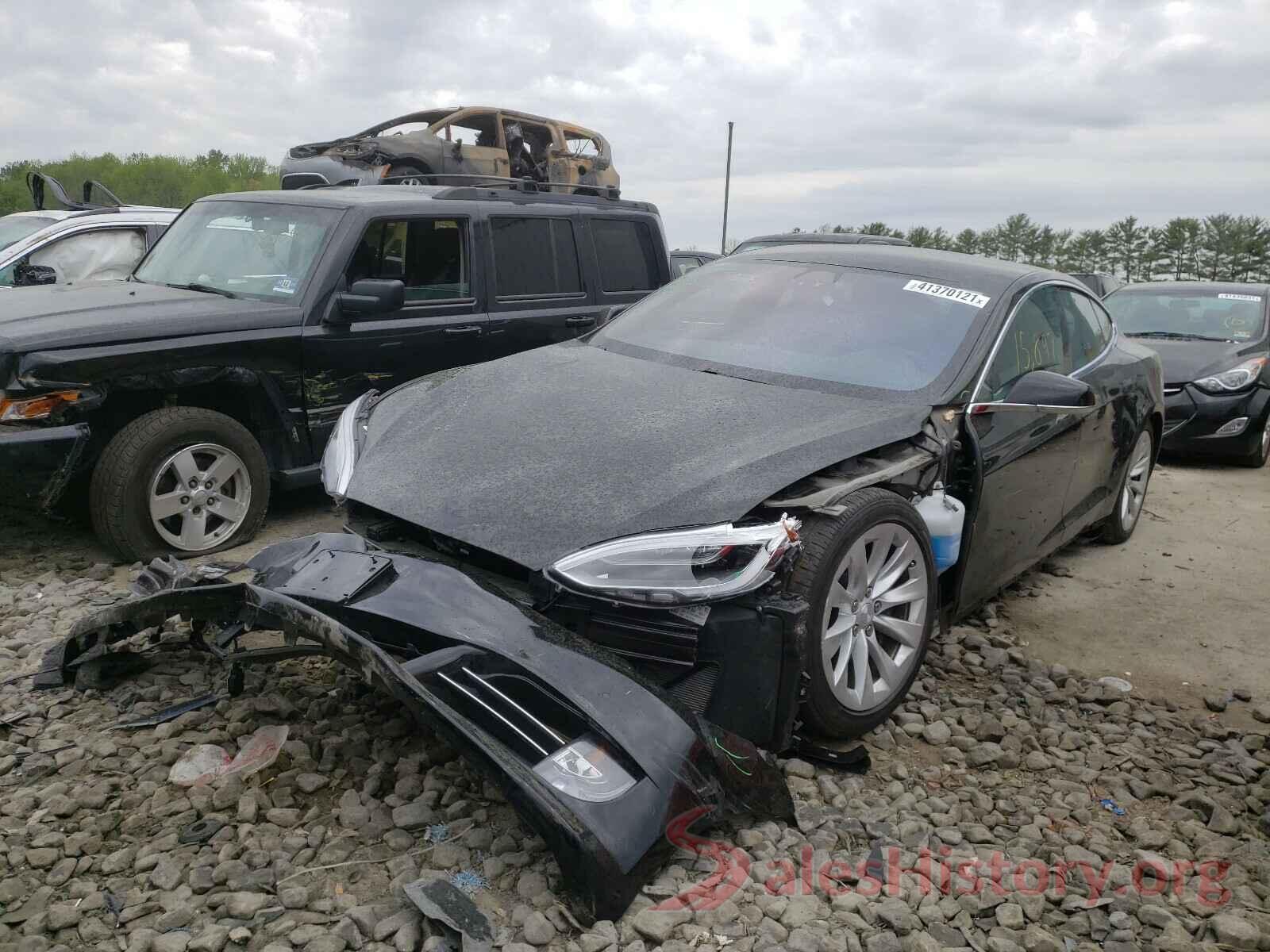 5YJSA1E24HF194714 2017 TESLA MODEL S