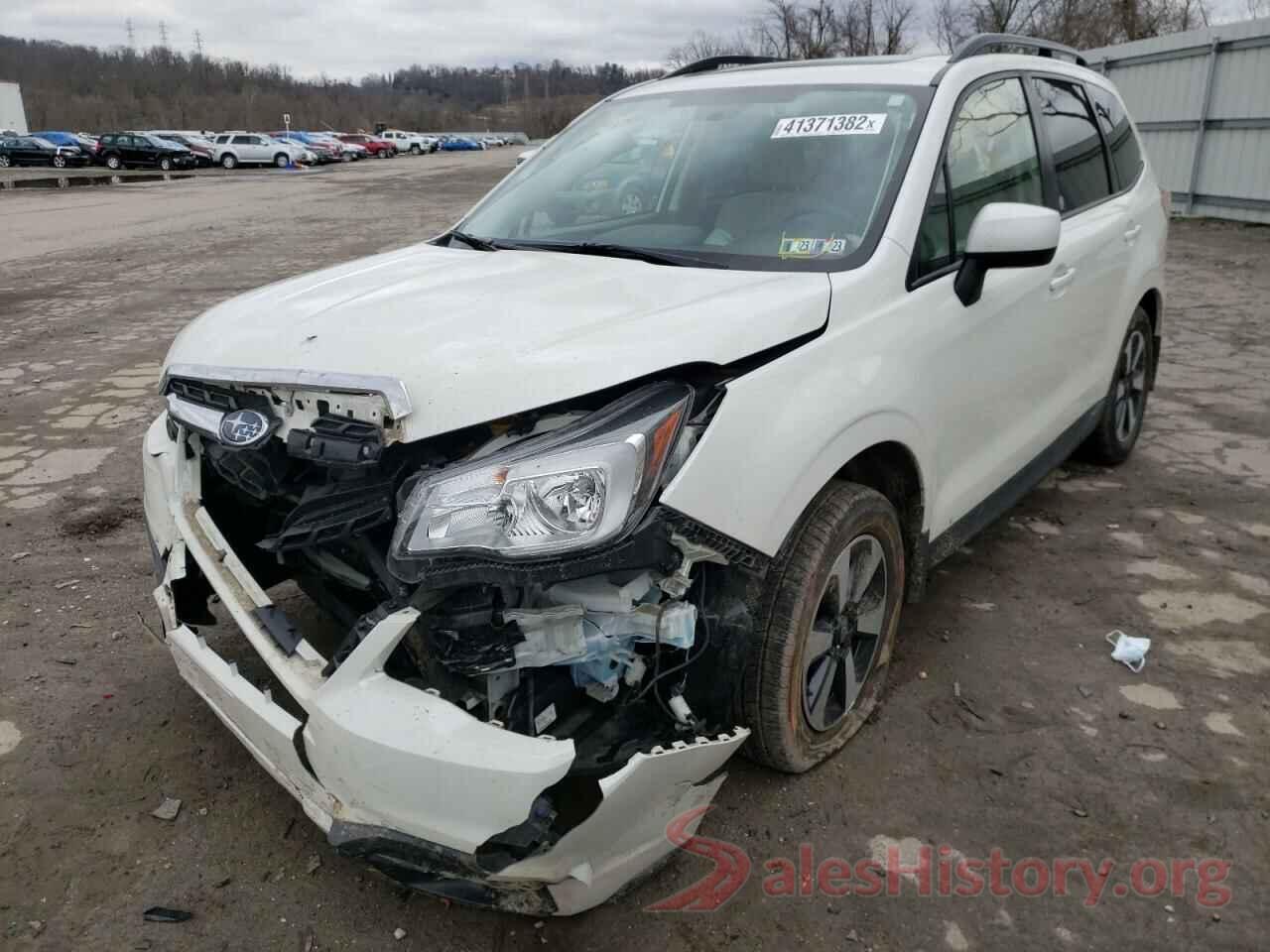 JF2SJAGC7HH587808 2017 SUBARU FORESTER