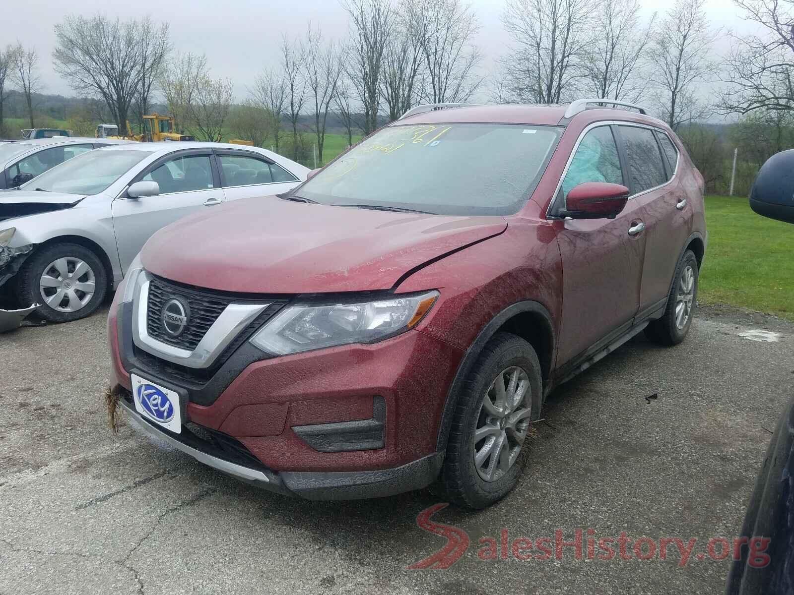 5N1AT2MV1JC724708 2018 NISSAN ROGUE