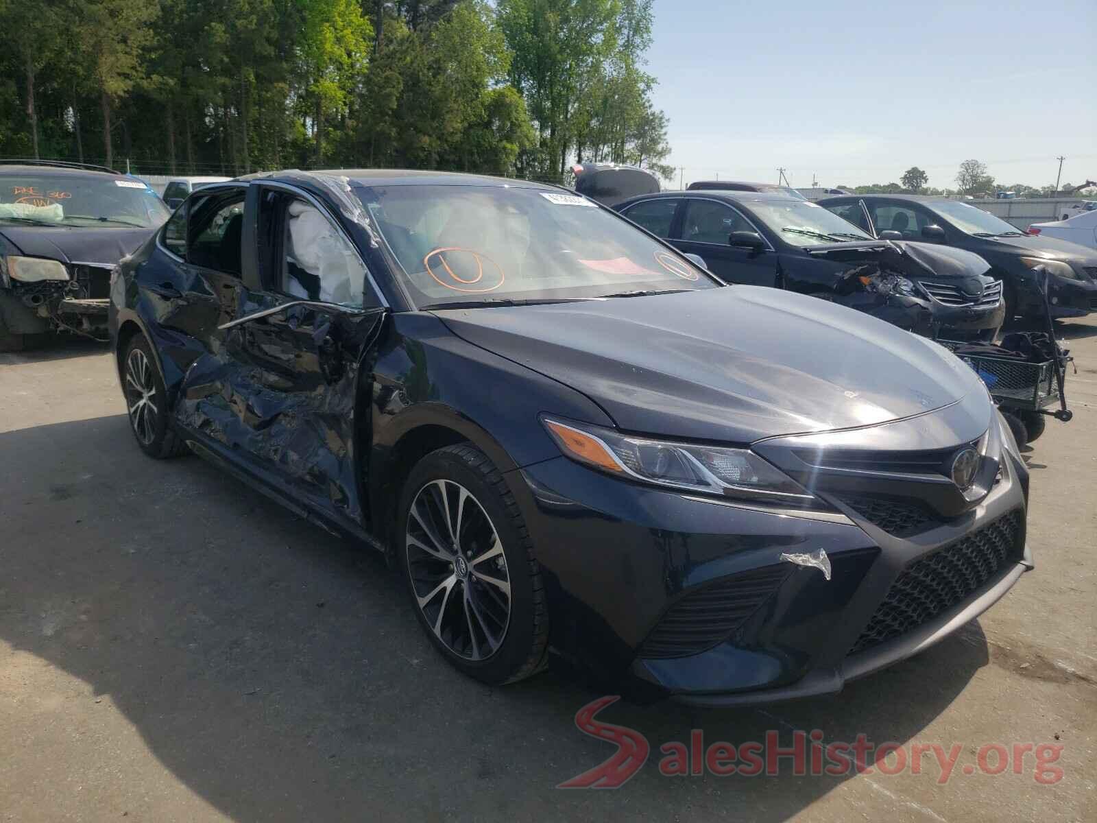 4T1B11HK8KU831142 2019 TOYOTA CAMRY