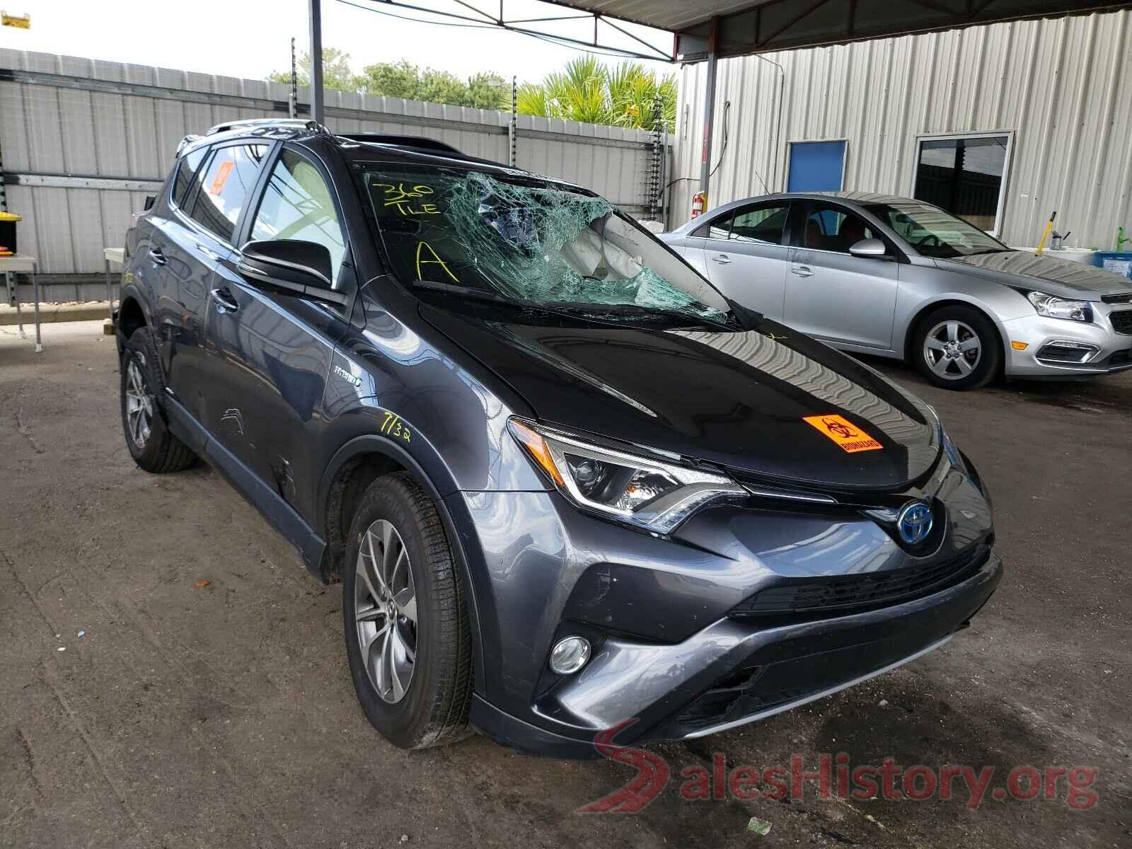 JTMRJREV2JD220327 2018 TOYOTA RAV4