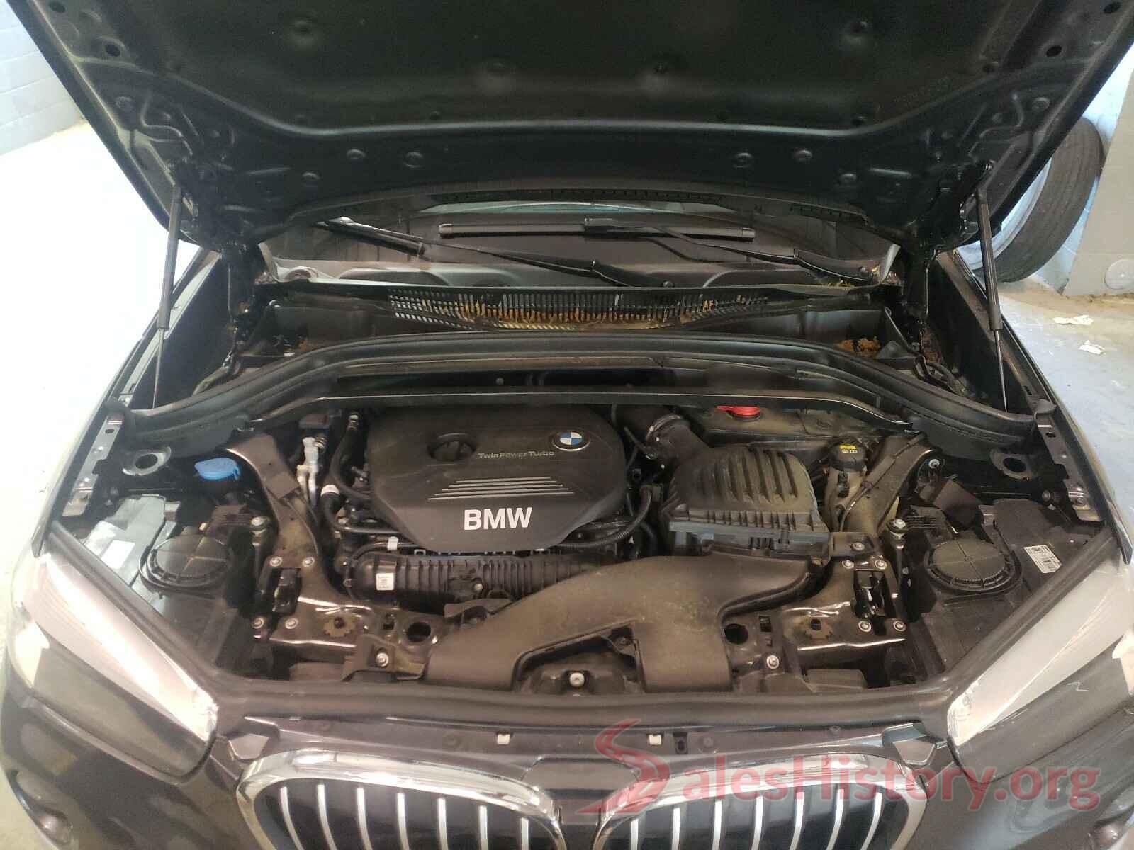 WBXHT3C38J5K27851 2018 BMW X1