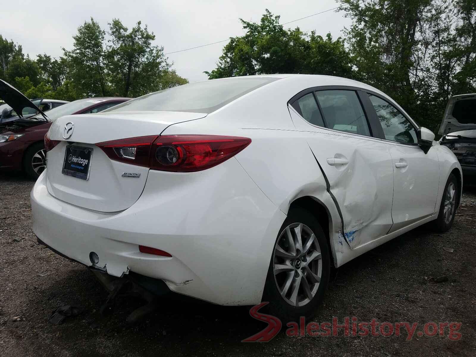 3MZBN1U79JM163233 2018 MAZDA 3