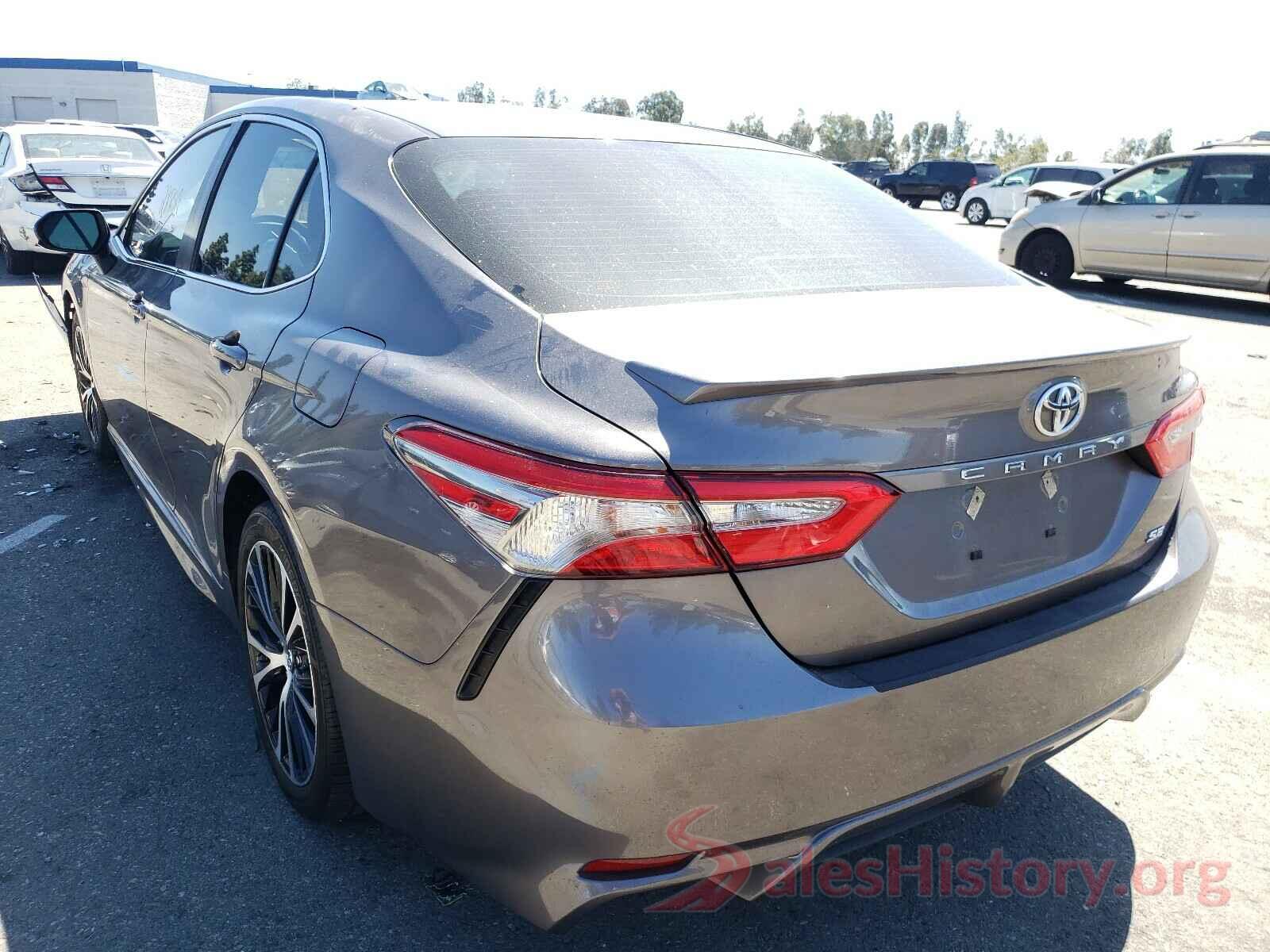 4T1B11HKXJU595897 2018 TOYOTA CAMRY