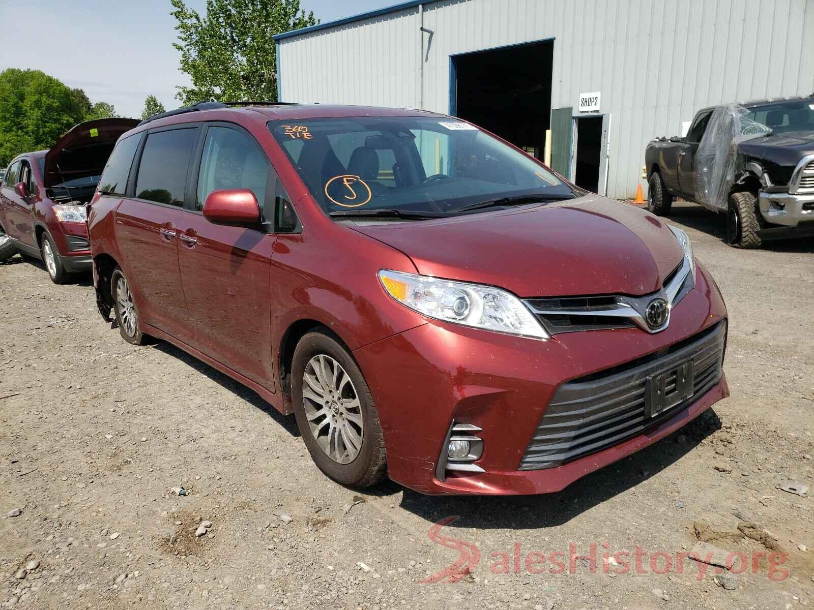 5TDYZ3DC0JS934205 2018 TOYOTA SIENNA