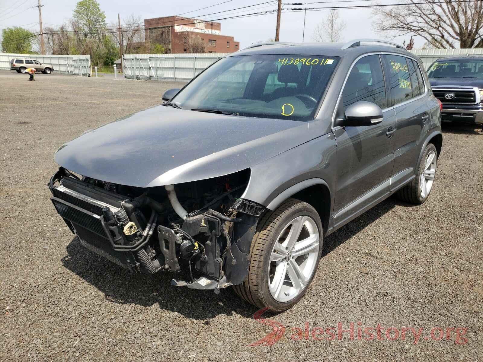 WVGBV7AX5GW527274 2016 VOLKSWAGEN TIGUAN