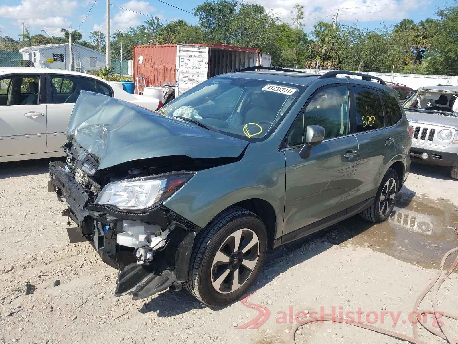 JF2SJAJC5JH544406 2018 SUBARU FORESTER