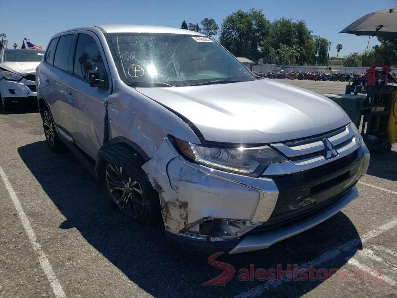 JA4AD2A30HZ027908 2017 MITSUBISHI OUTLANDER