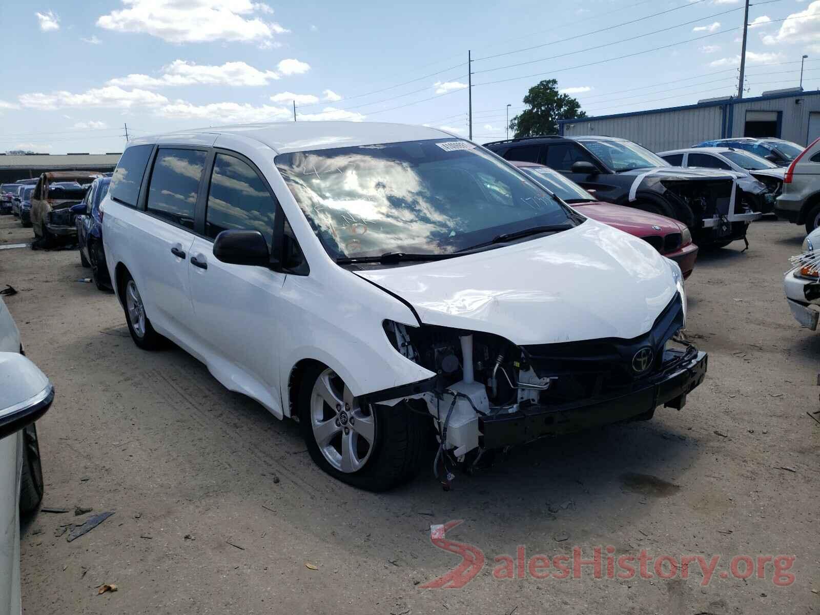 5TDZZ3DC8JS901733 2018 TOYOTA SIENNA