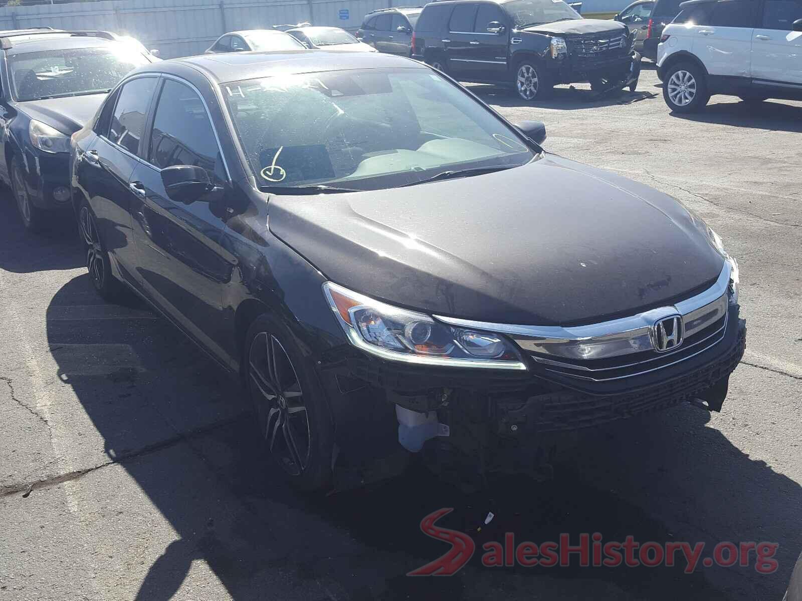 1HGCR2F9XHA048701 2017 HONDA ACCORD