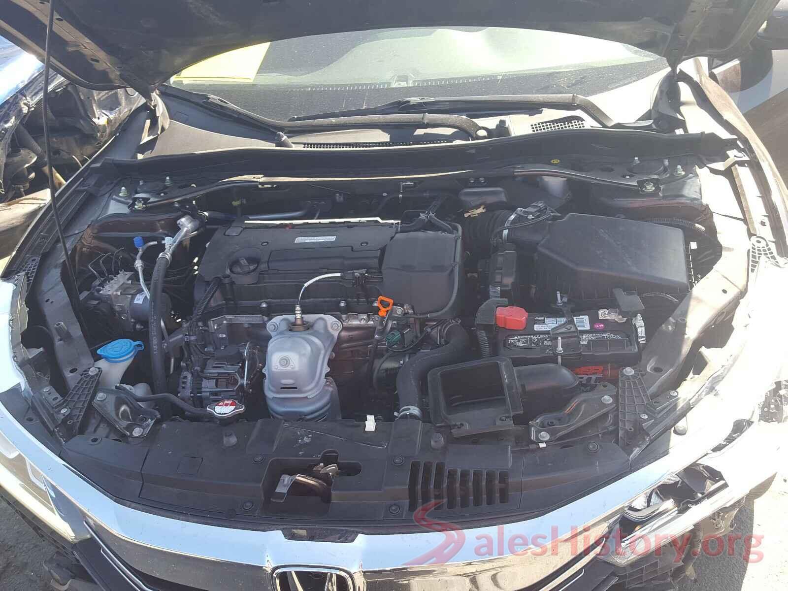 1HGCR2F9XHA048701 2017 HONDA ACCORD