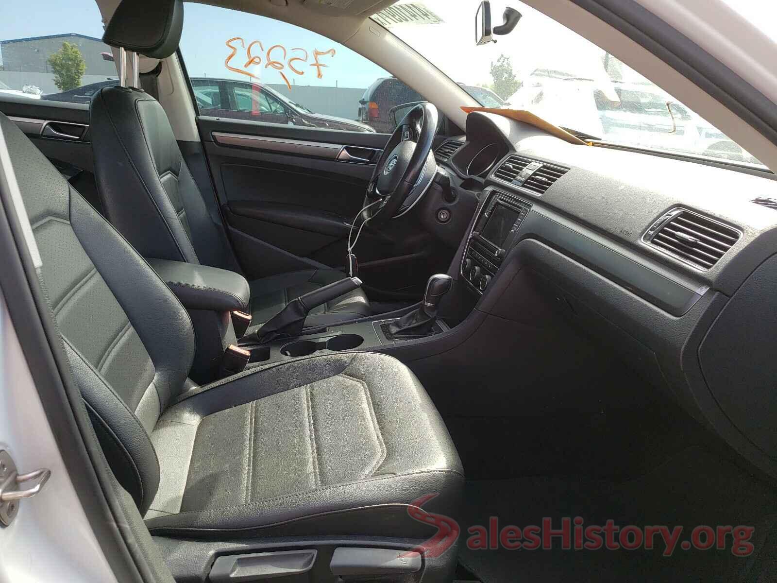 1VWAA7A3XJC026492 2018 VOLKSWAGEN PASSAT