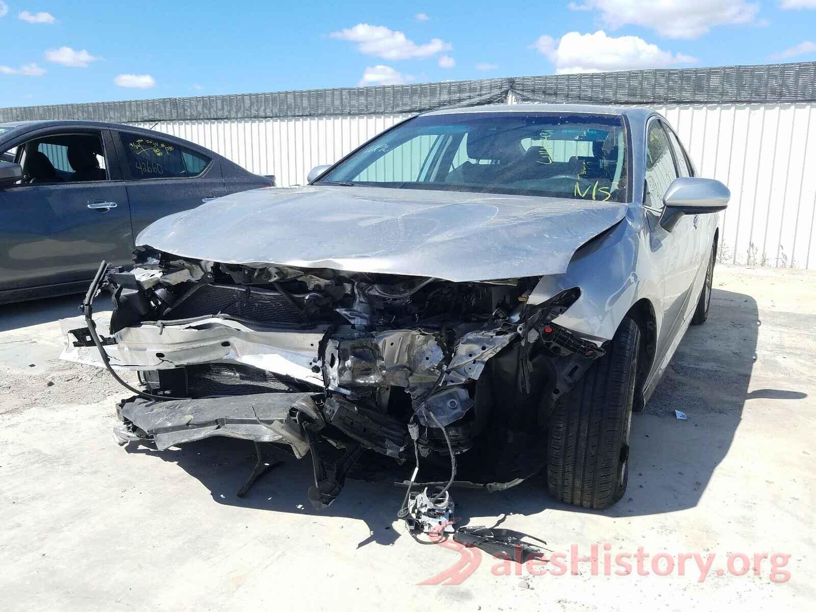 4T1B11HK3KU758844 2019 TOYOTA CAMRY