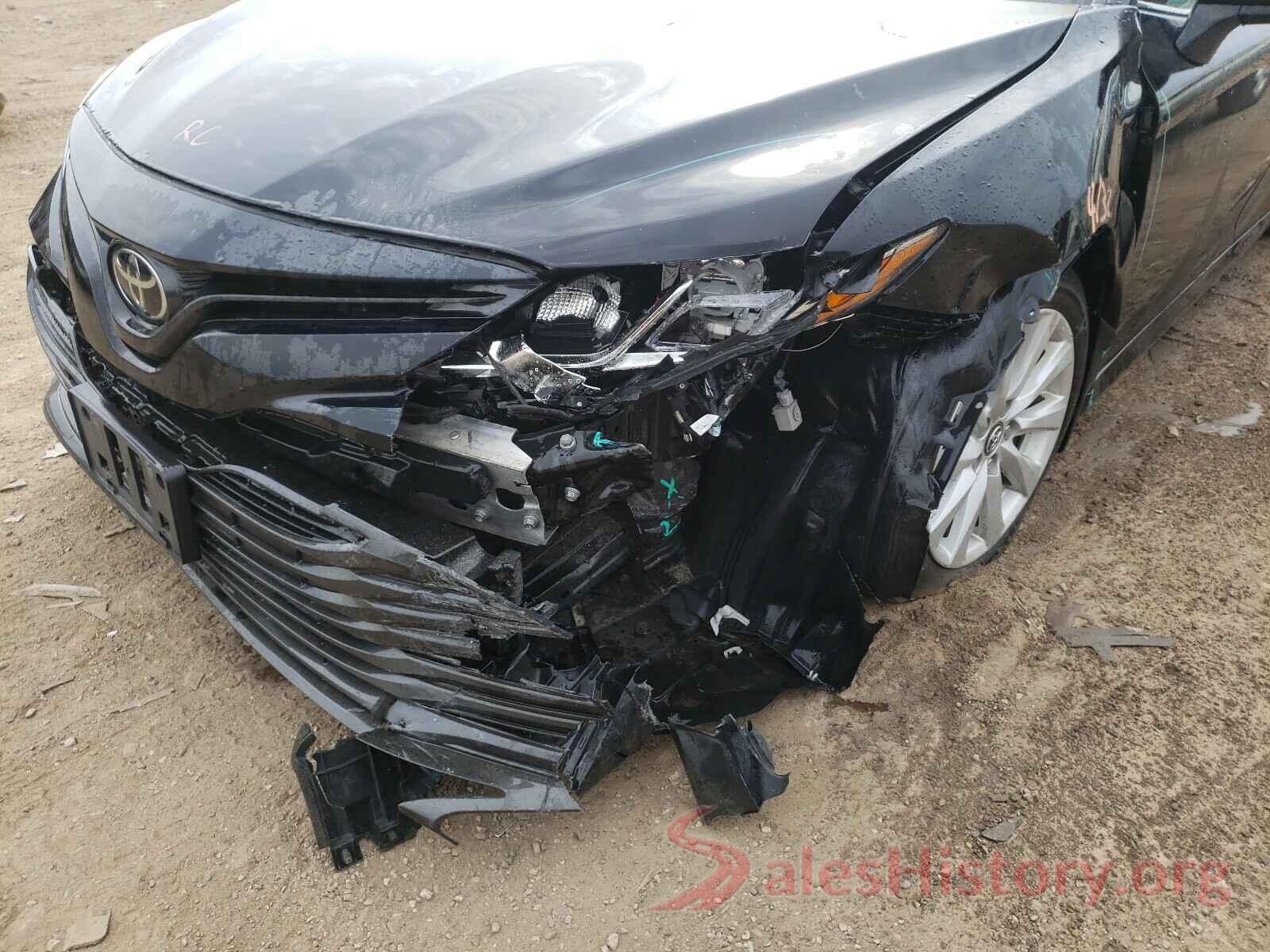 4T1B11HK9JU156111 2018 TOYOTA CAMRY