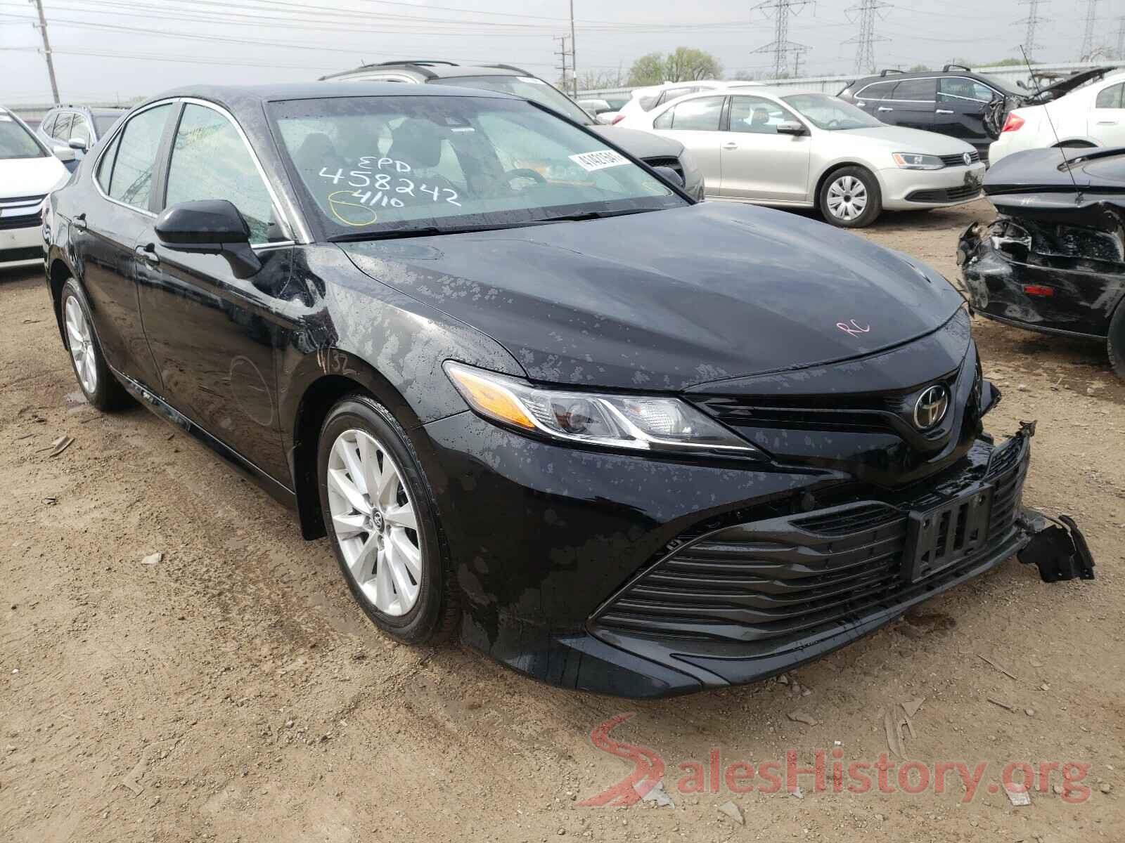 4T1B11HK9JU156111 2018 TOYOTA CAMRY