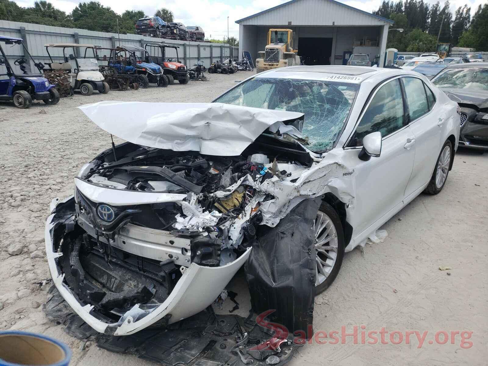 4T1B21HK0KU514081 2019 TOYOTA CAMRY