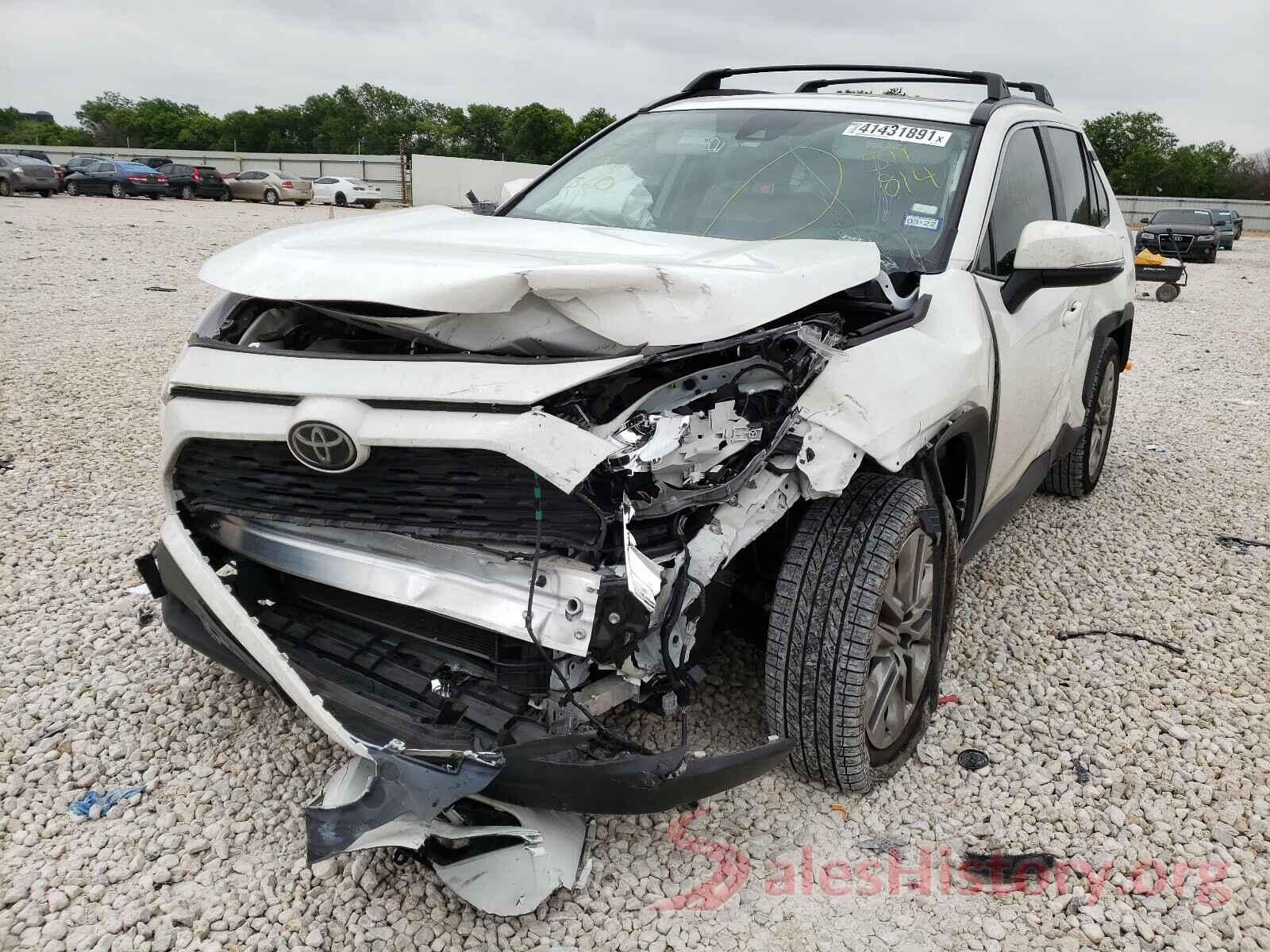 JTMC1RFV3KD511814 2019 TOYOTA RAV4