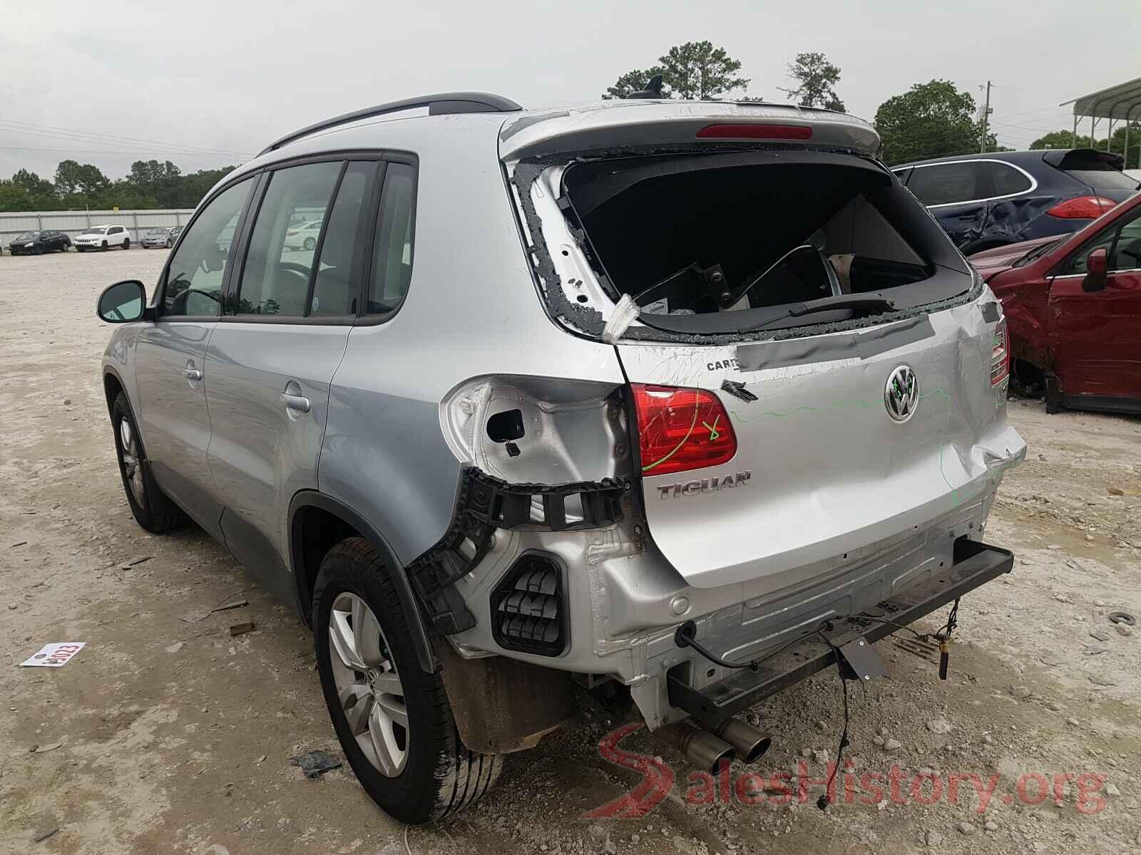 WVGAV7AX2HK030557 2017 VOLKSWAGEN TIGUAN