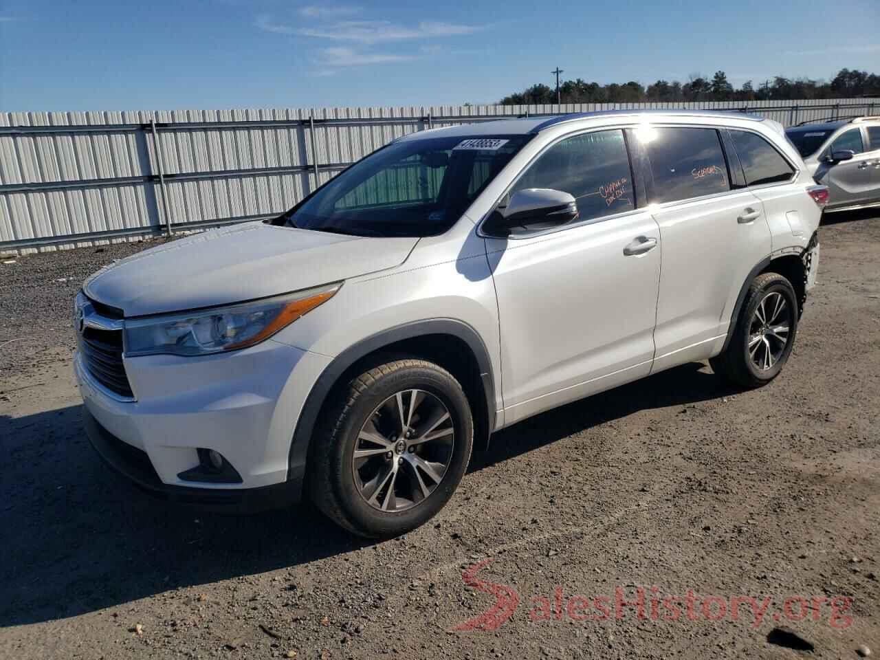 5TDJKRFH3GS262330 2016 TOYOTA HIGHLANDER