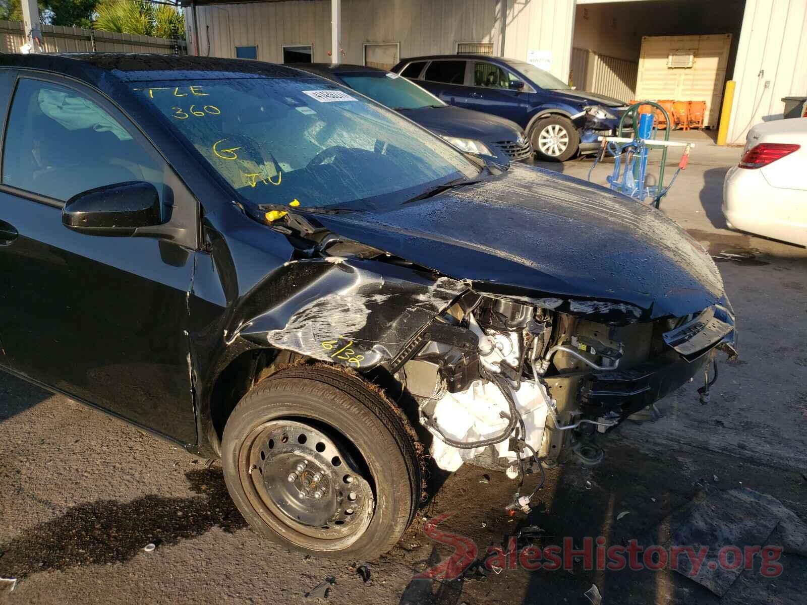 5YFBURHE1JP851460 2018 TOYOTA COROLLA