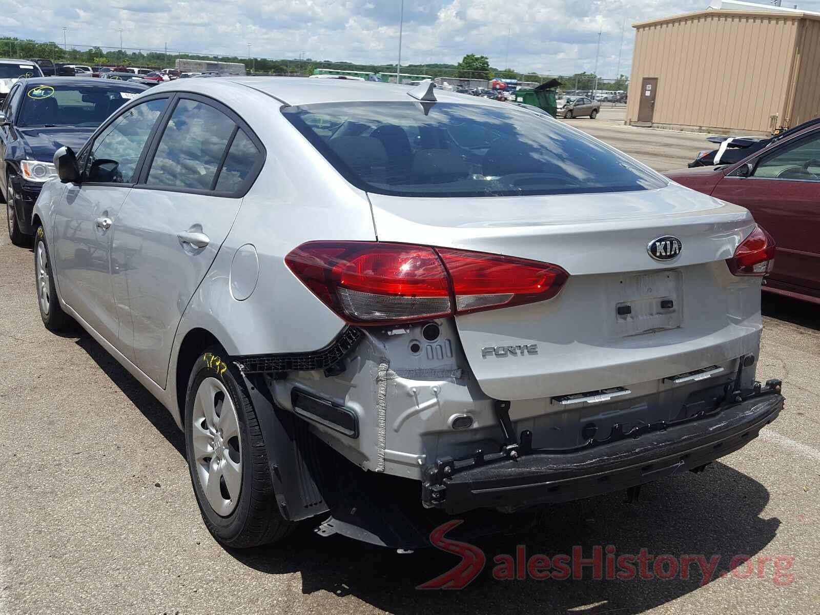 3KPFK4A7XJE218737 2018 KIA FORTE