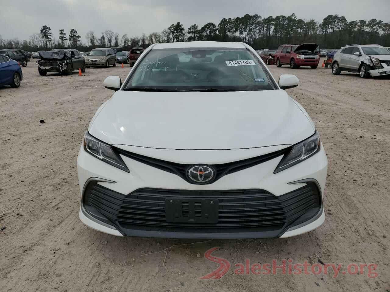 4T1C11AK4MU584560 2021 TOYOTA CAMRY