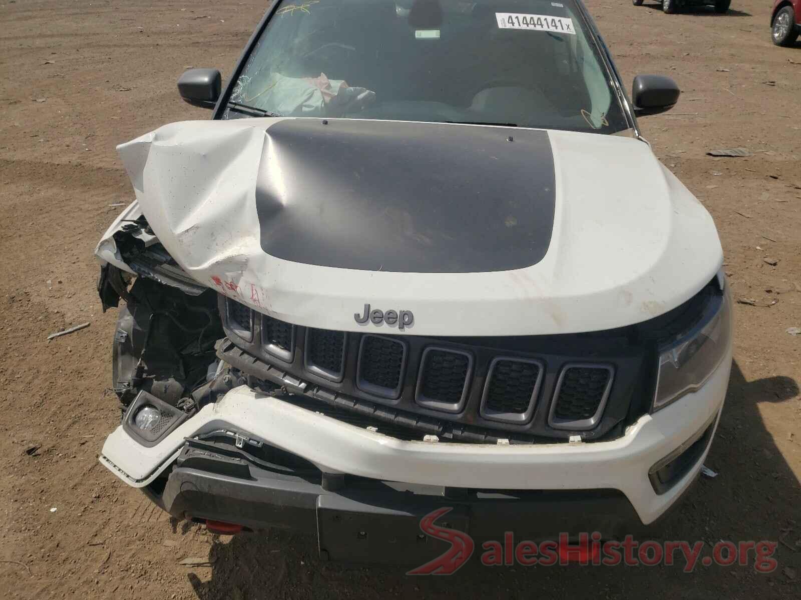 3C4NJDDB9KT795383 2019 JEEP COMPASS