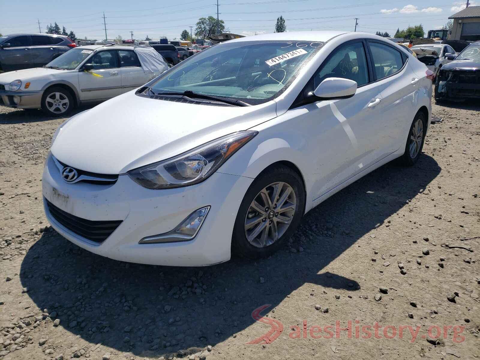 5NPDH4AE9GH713858 2016 HYUNDAI ELANTRA