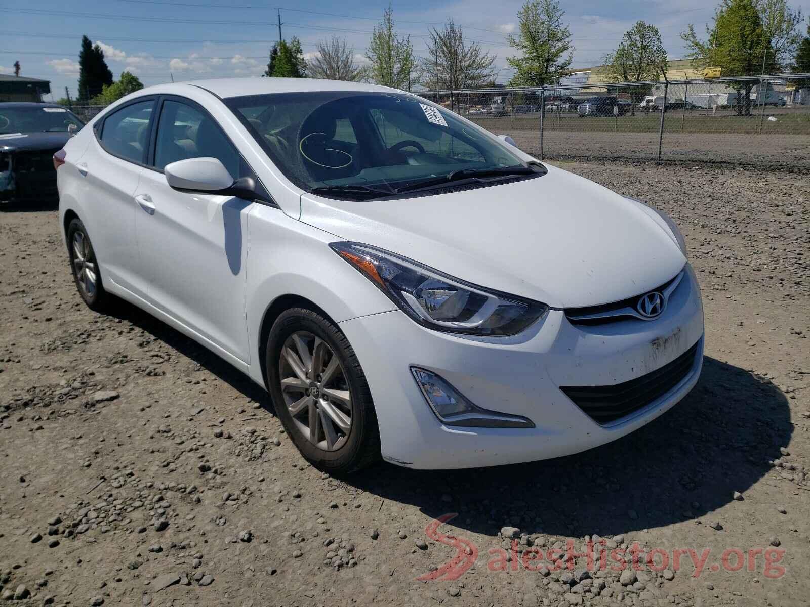 5NPDH4AE9GH713858 2016 HYUNDAI ELANTRA