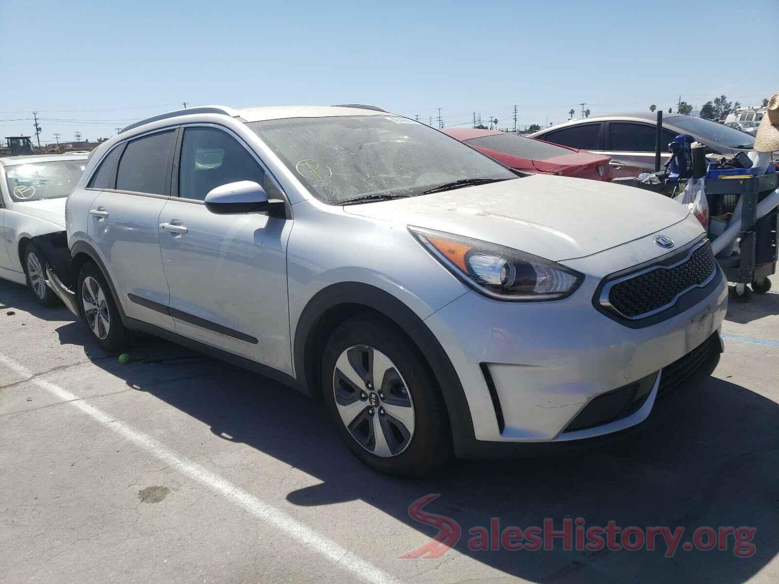 KNDCB3LCXH5047209 2017 KIA NIRO