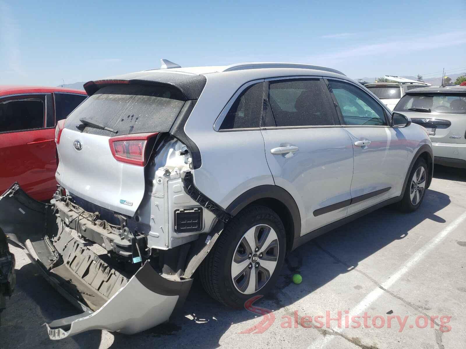 KNDCB3LCXH5047209 2017 KIA NIRO