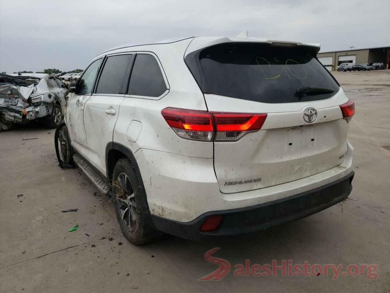 5TDKZRFH0KS335601 2019 TOYOTA HIGHLANDER