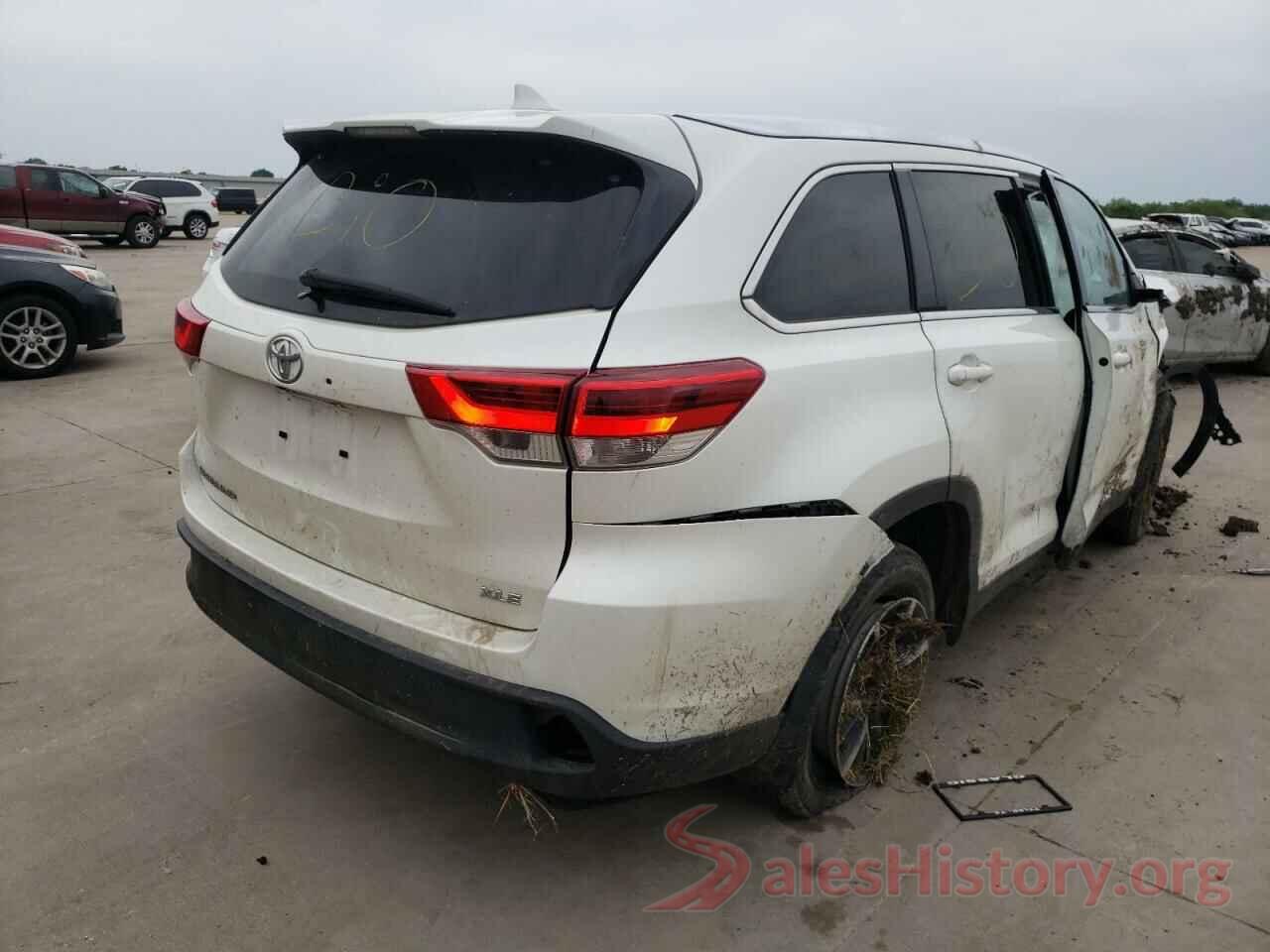 5TDKZRFH0KS335601 2019 TOYOTA HIGHLANDER