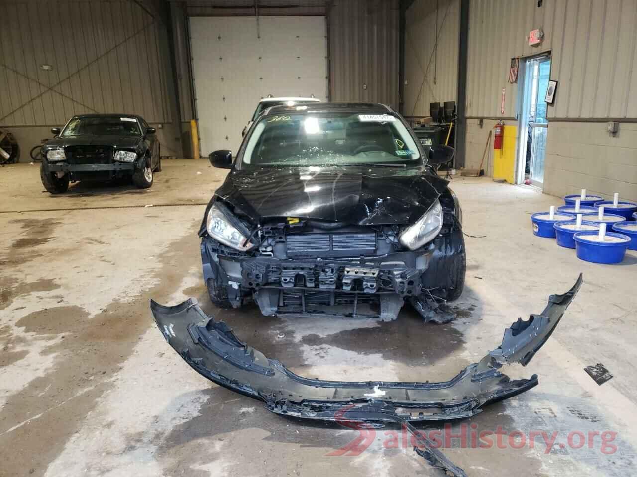 1FADP3F24JL237183 2018 FORD FOCUS