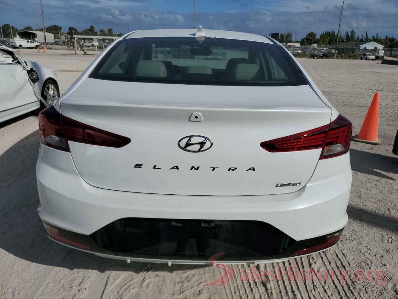 5NPD84LF5LH558869 2020 HYUNDAI ELANTRA